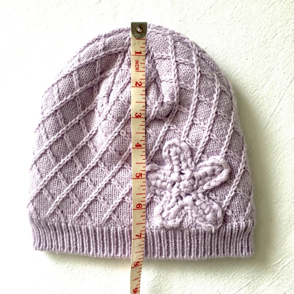 New lavender fleece lined flower beanie, Joe Fresh - Picture 4 of 4